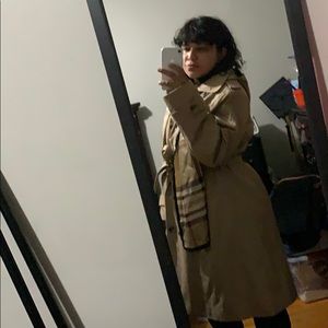 LONDON FOG TRENCH COAT PERFECT CONDITION